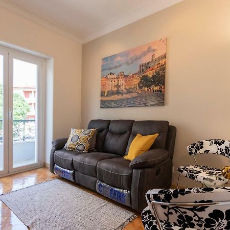 Like-Home-T3 Apt-Campolide, Near Amoreiras Mall Lisbon Luaran gambar